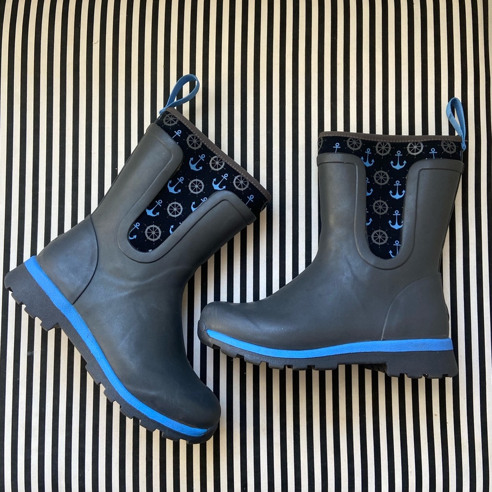 The Original Muck Boot Company Nautical Sz 3 kids